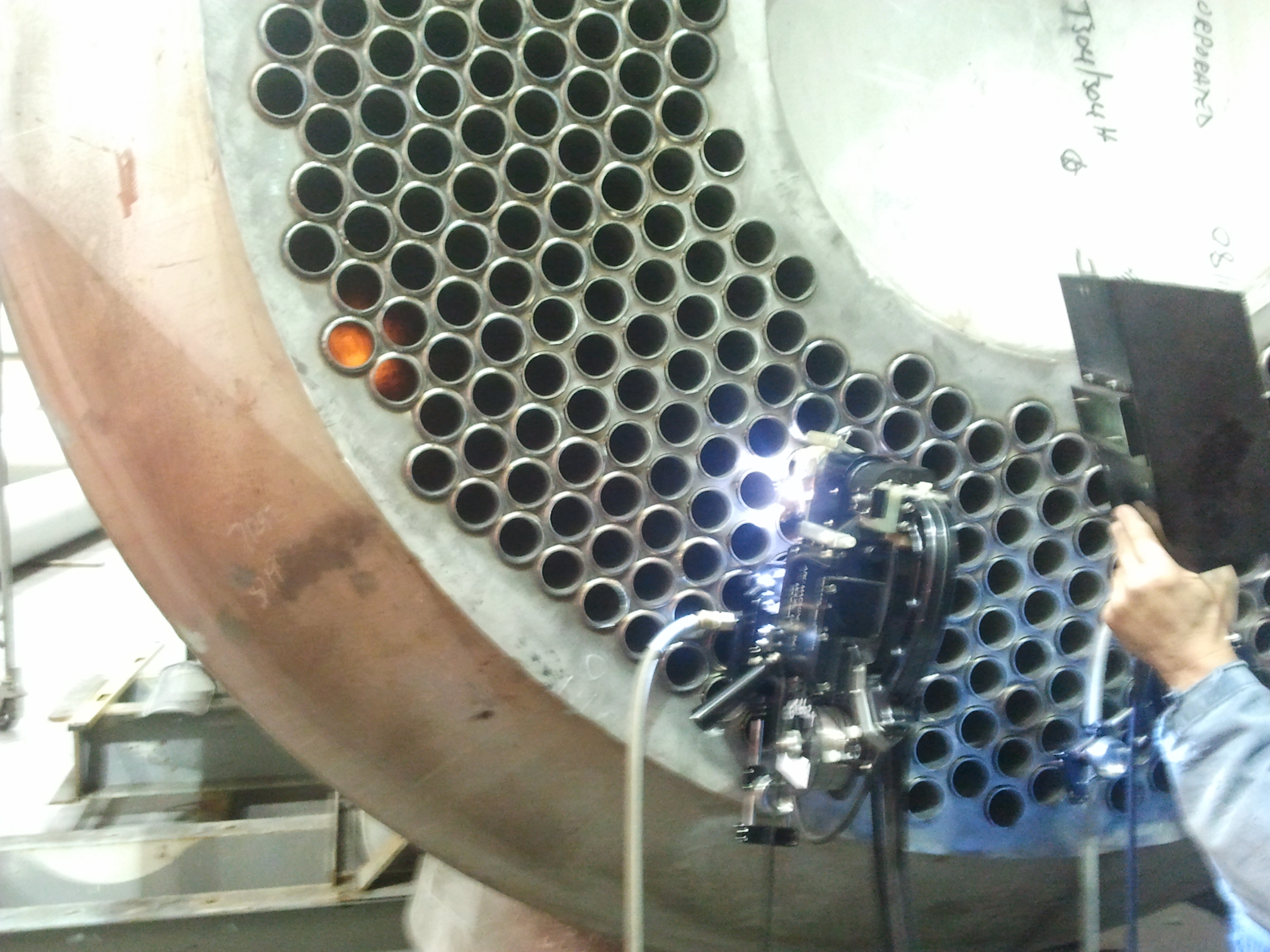 Non-destructive examination of a heat exchanger tube sheet